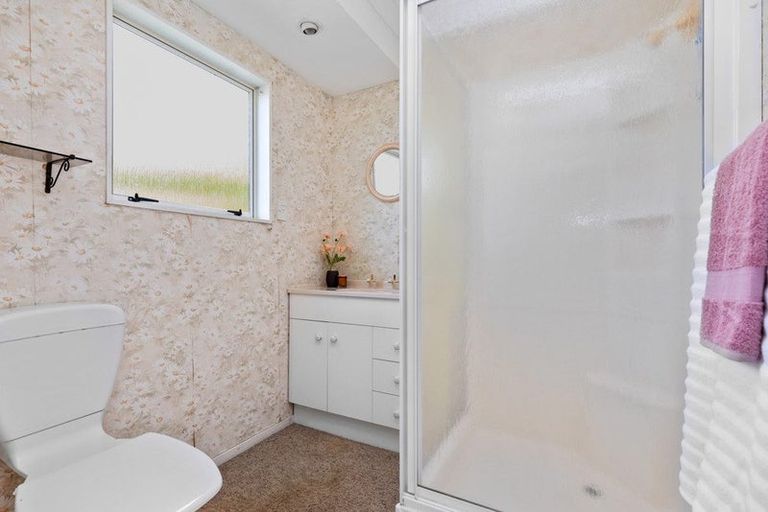 Photo of property in 92 Russley Drive, Mount Maunganui, 3116