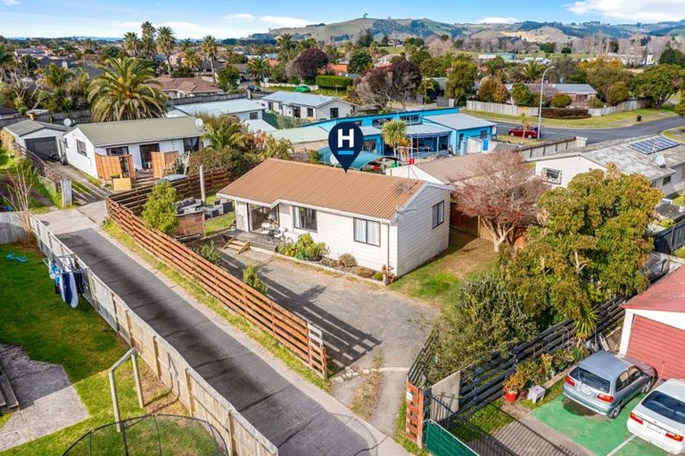 Photo of property in 4d Kimber Grove, Papamoa Beach, Papamoa, 3118