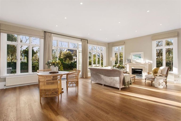 Photo of property in 55 Innes Road, St Albans, Christchurch, 8052