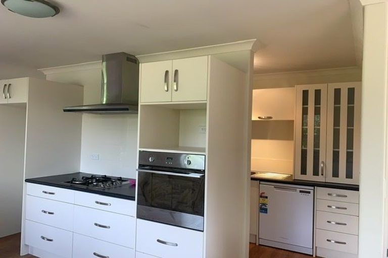 Photo of property in 17 Shalimar Place, Huntington, Hamilton, 3210