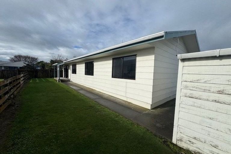Photo of property in 30 Ngata Street, Palmerston North, 4410