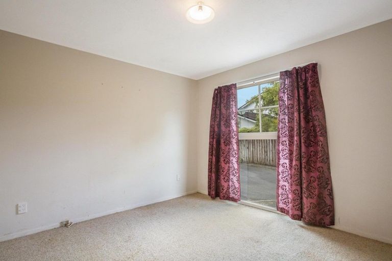 Photo of property in 31 Latitude Close, Whitby, Porirua, 5024