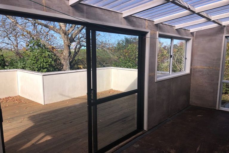 Photo of property in 334 Triangle Road, Massey, Auckland, 0614