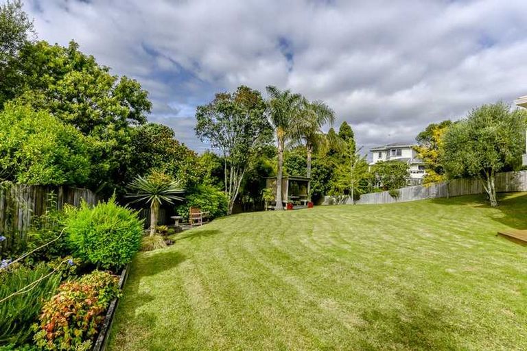 Photo of property in 7 Mistral Place, West Harbour, Auckland, 0618
