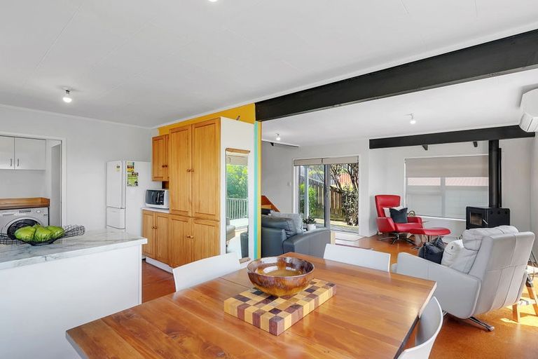 Photo of property in 14 Tikati View, Titahi Bay, Porirua, 5022