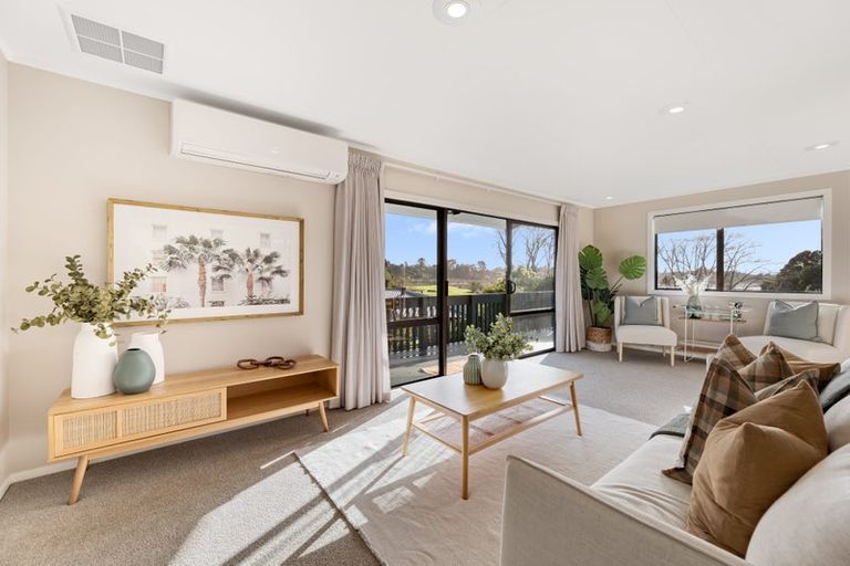 Photo of property in 18 Waikareao Way, Brookfield, Tauranga, 3110