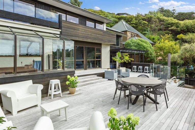 Photo of property in 26 Postgate Drive, Whitby, Porirua, 5024