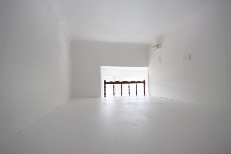 Photo of property in 104 Wallace Street, Mount Cook, Wellington, 6021