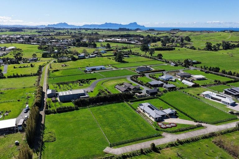 Photo of property in 12 Norts Way, Waipu, 0582