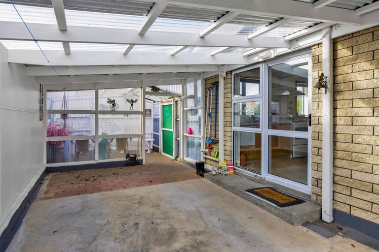 Photo of property in 24b Surrey Street, Hawera, 4610