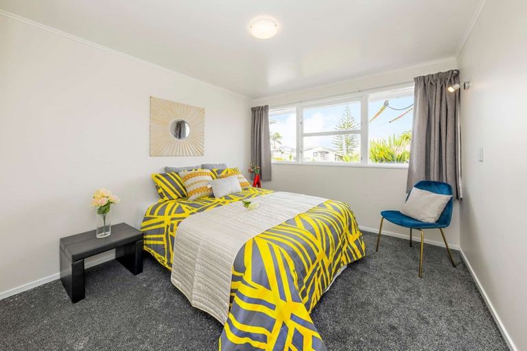 Photo of property in 8 Lympne Lane, Mangere, Auckland, 2022