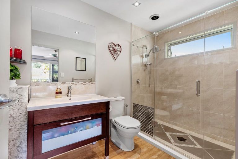 Photo of property in 37 Contour Avenue, Pyes Pa, Tauranga, 3112