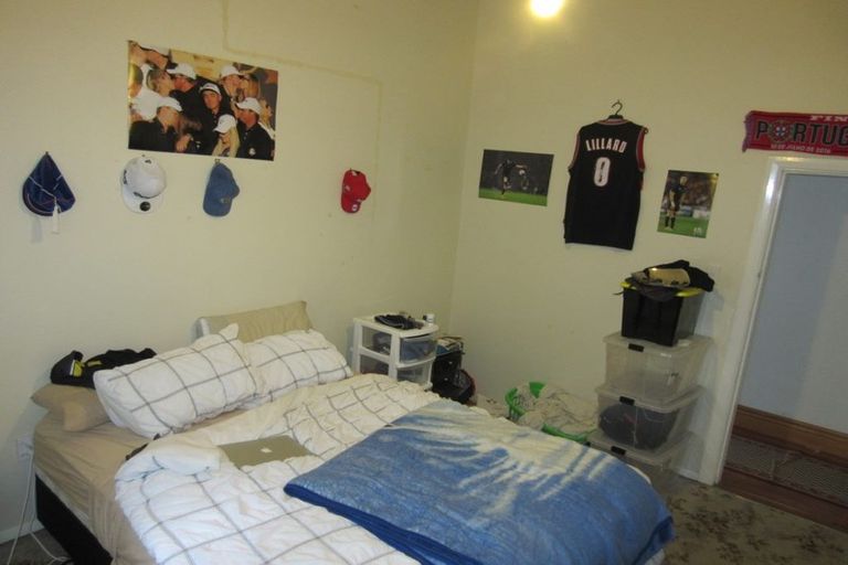 Photo of property in 76 Wallace Street, Mount Cook, Wellington, 6021