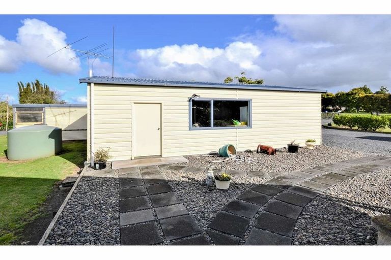 Photo of property in 12 Pa Road, Kerikeri, 0230