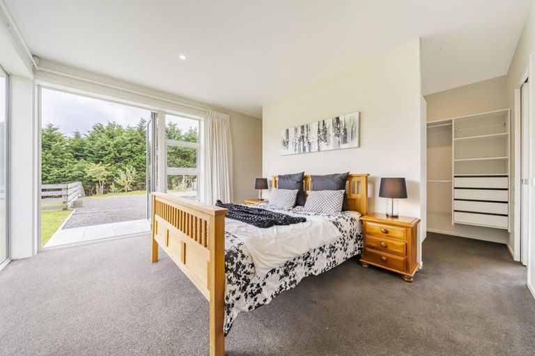 Photo of property in 800 Ohariu Valley Road, Ohariu, Wellington, 6037