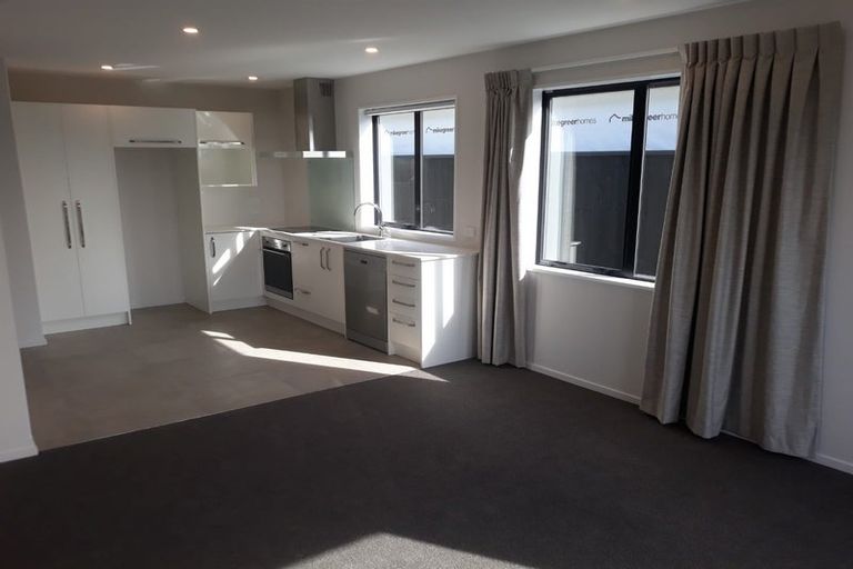 Photo of property in 5 Piripiri Place, Broomfield, Christchurch, 8042