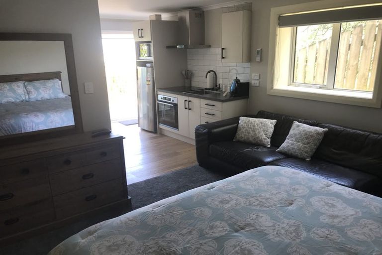 Photo of property in 2/33 Matai Road, Hataitai, Wellington, 6021