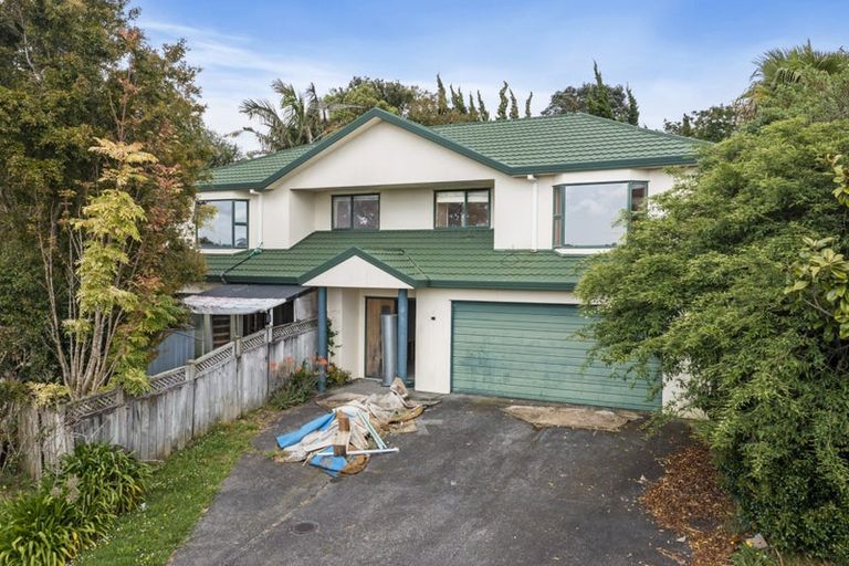 Photo of property in 10 Egret Court, Unsworth Heights, Auckland, 0632