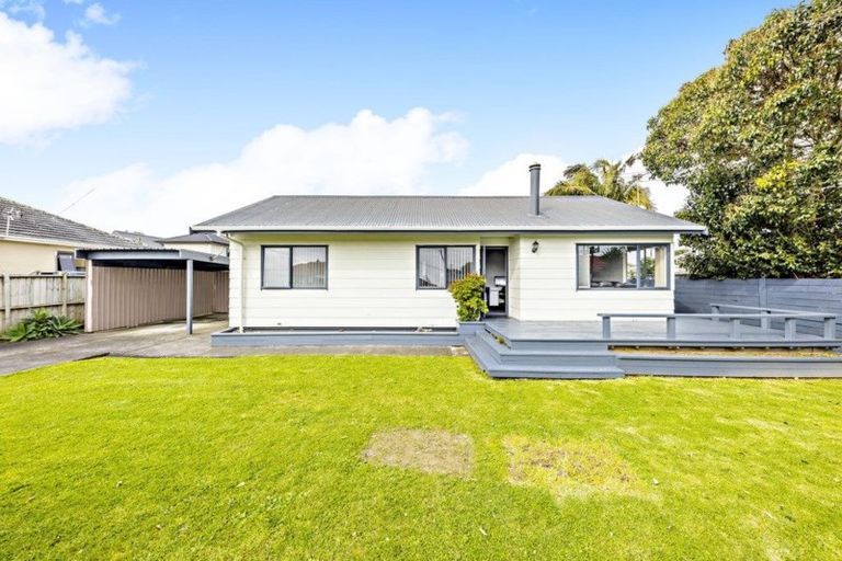 Photo of property in 2/1 Bledisloe Street, Papatoetoe, Auckland, 2104