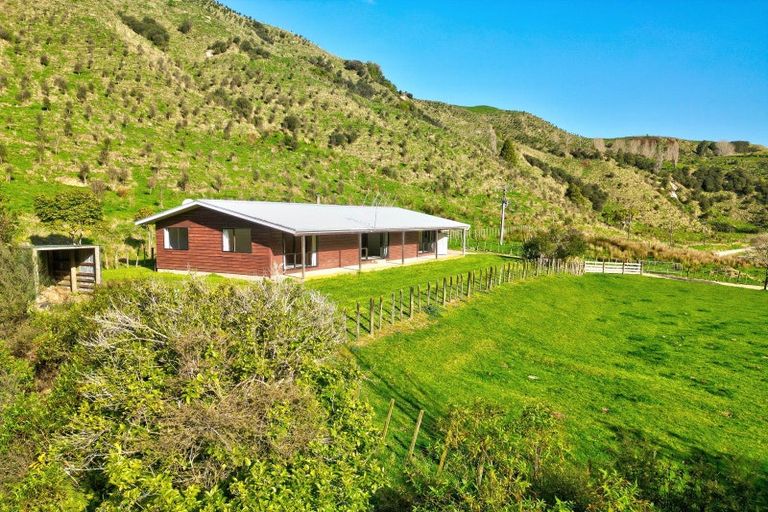 Photo of property in 918 Makakaho Road, Ngamatapouri, 4588