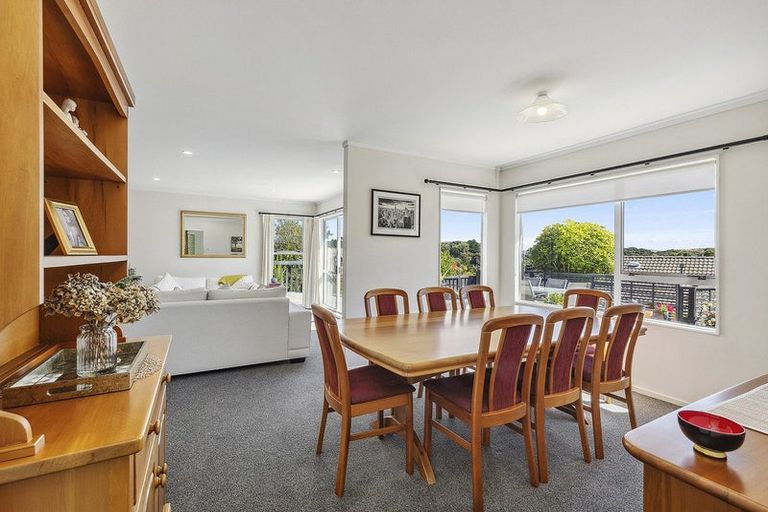Photo of property in 2 Musket Lane, Whitby, Porirua, 5024