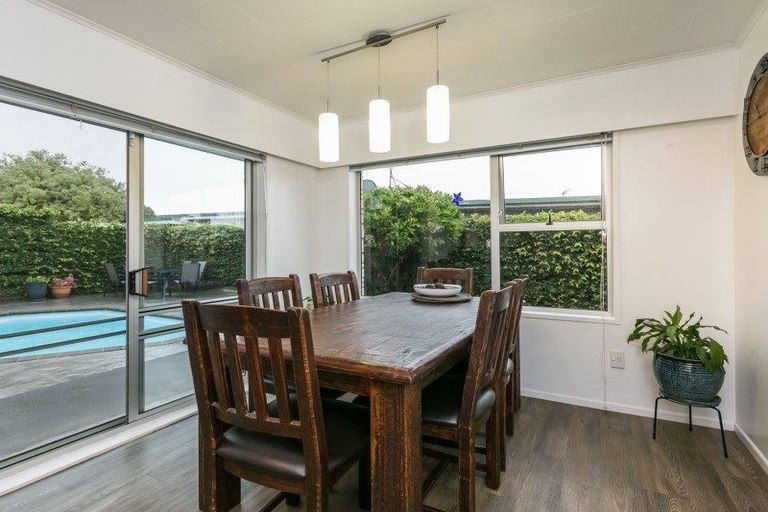 Photo of property in 38 Freyberg Avenue, Tamatea, Napier, 4112
