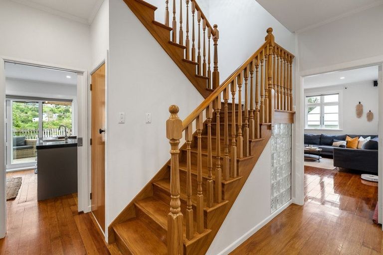 Photo of property in 30 Ngatitoa Street, Tawa, Wellington, 5028