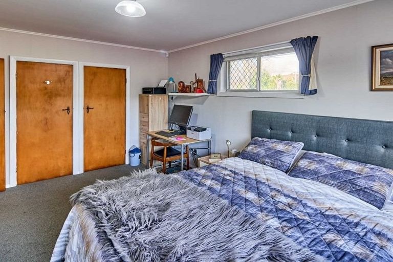 Photo of property in 1/24 Merton Street, Trentham, Upper Hutt, 5018
