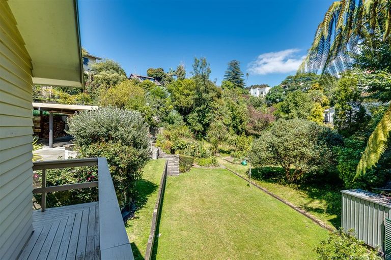 Photo of property in 57c Napier Terrace, Hospital Hill, Napier, 4110