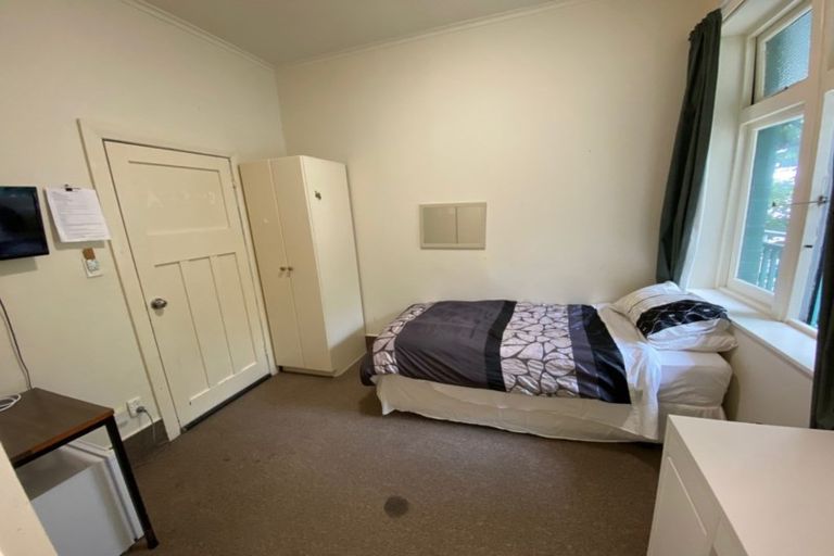 Photo of property in Carillion/the Knoll, 33 Thompson Street, Mount Cook, Wellington, 6011