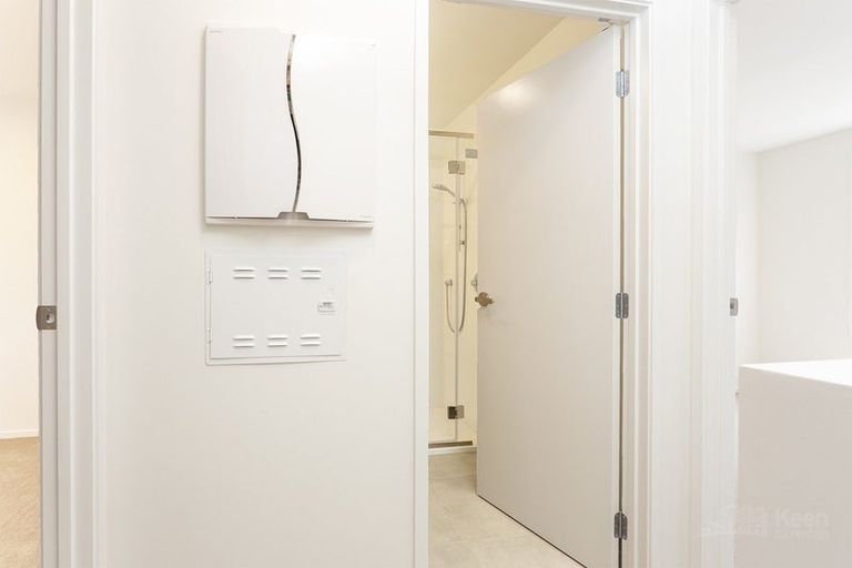 Photo of property in 8 Dorothy Thorpe Way, New Lynn, 0600