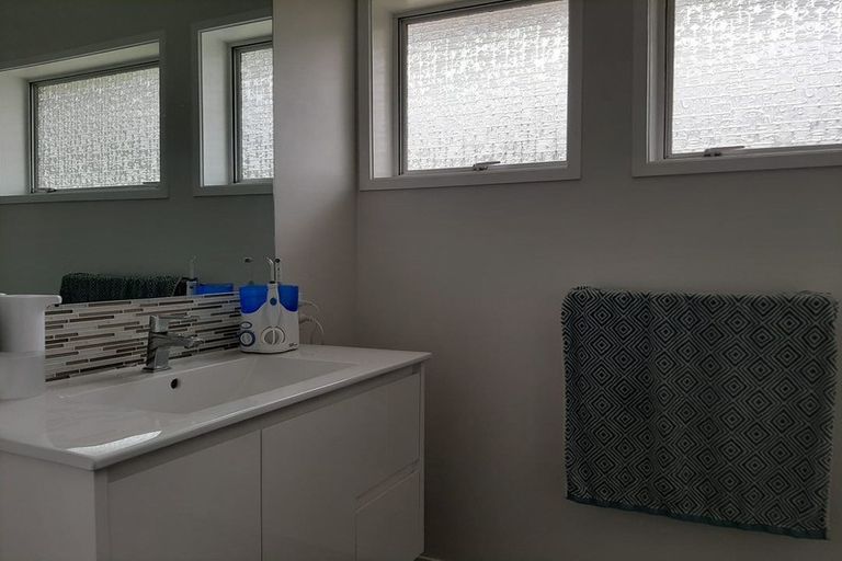 Photo of property in 1/61 Mcclintock Road, Massey, Auckland, 0614