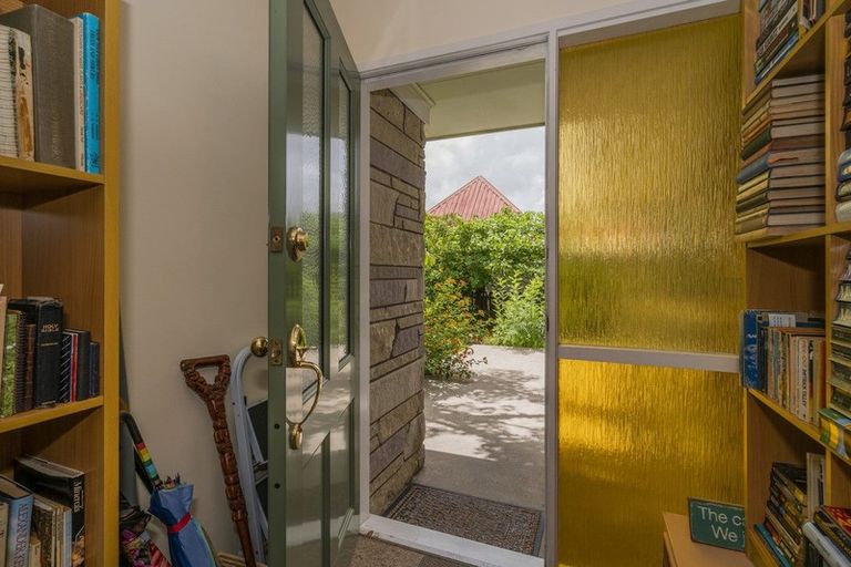 Photo of property in 14 Hamilton Crescent, Whitianga, 3510