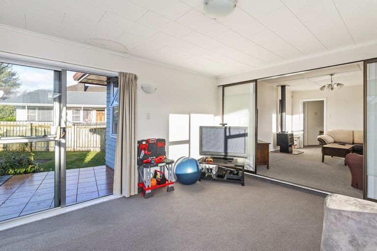 Photo of property in 61 Martin Road, Paraparaumu Beach, Paraparaumu, 5032