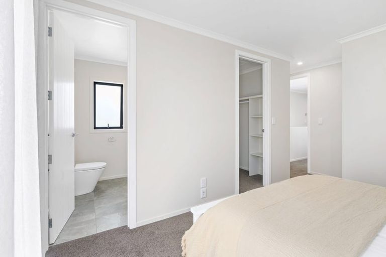 Photo of property in 19 Kakariki Lane, Rototuna North, 3210