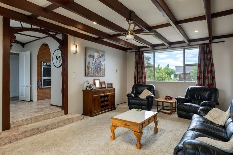 Photo of property in 16 Glover Crescent, Blenheim, 7201