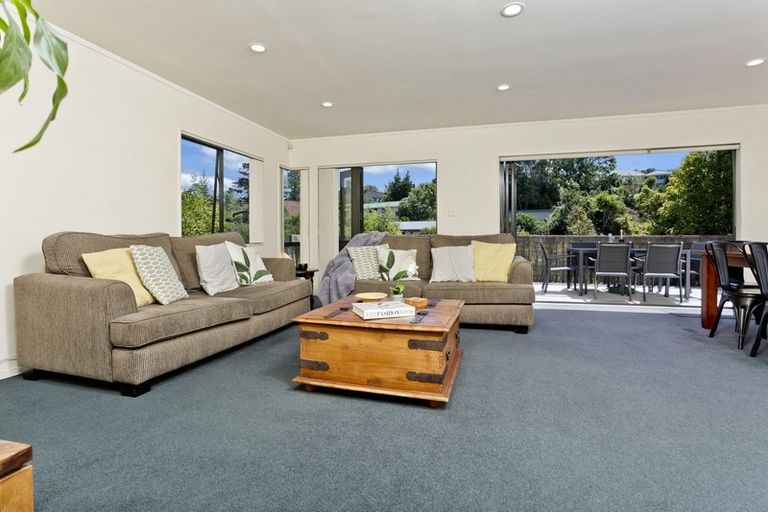 Photo of property in 2/43 Flaxdale Street, Birkdale, Auckland, 0626