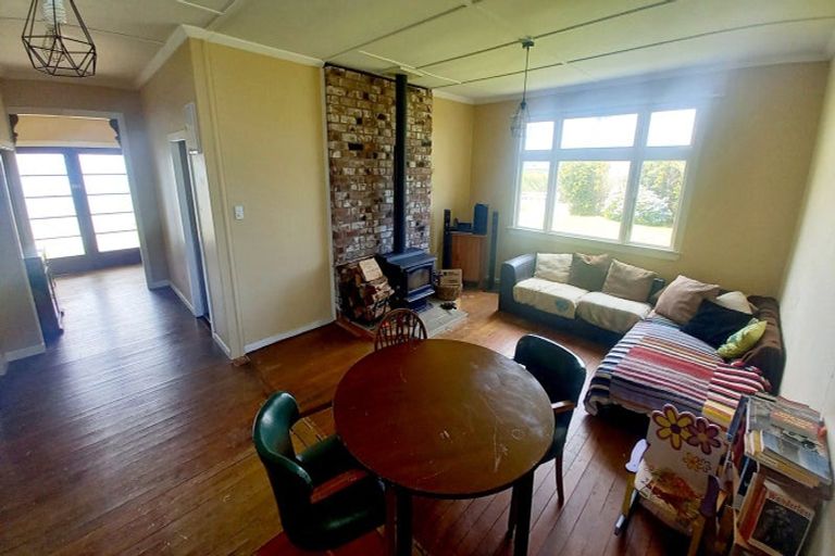 Photo of property in 858 Papatotara Road, Papatotara, Tuatapere, 9691