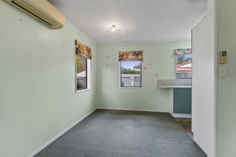 Photo of property in 53a Kirk Street, Otaki, 5512