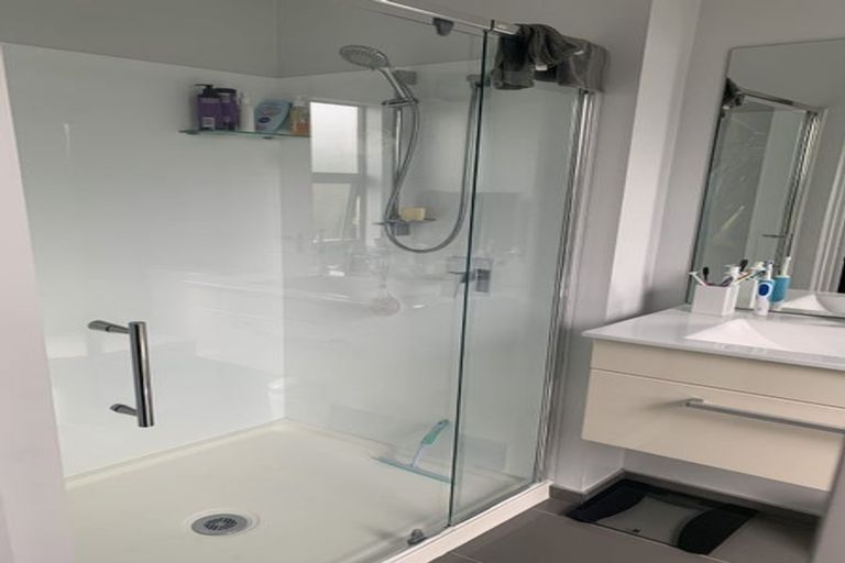 Photo of property in 16b Crown Close, Prebbleton, 7604