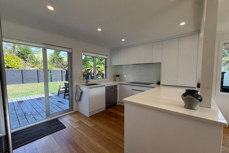 Photo of property in 63 Castleton Street, Birkdale, Auckland, 0626
