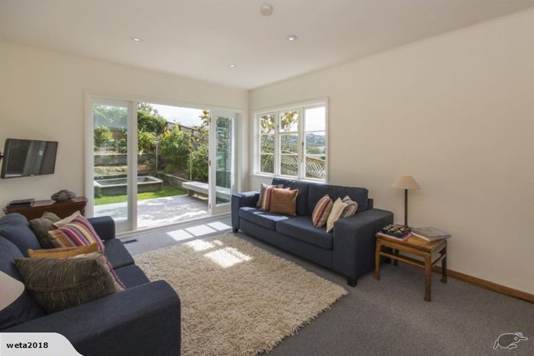 Photo of property in 22 Fraser Avenue, Johnsonville, Wellington, 6037