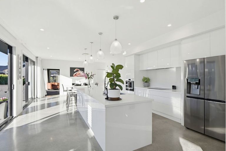 Photo of property in 11 Crete Road, Rangiora, 7400