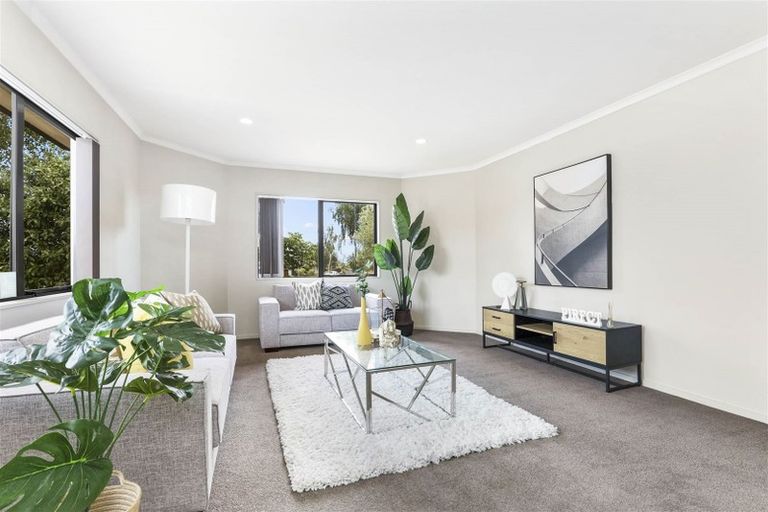 Photo of property in 15 Farleigh Close, Huntington, Hamilton, 3210