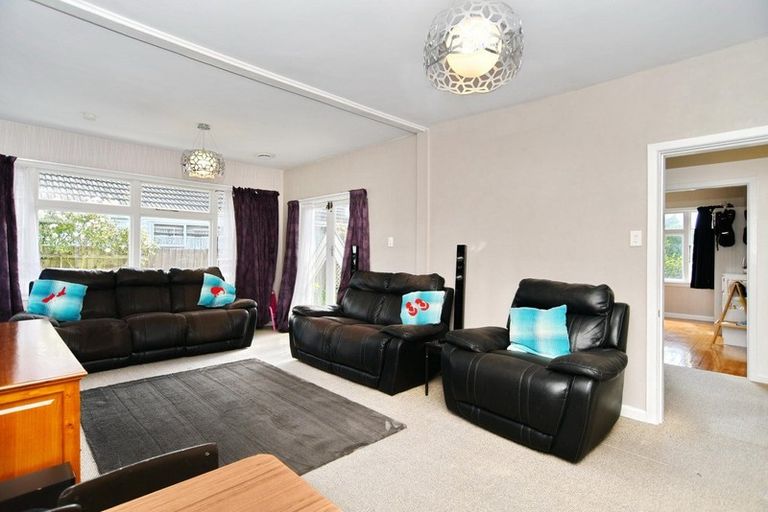 Photo of property in 5 Ethne Street, Mairehau, Christchurch, 8013