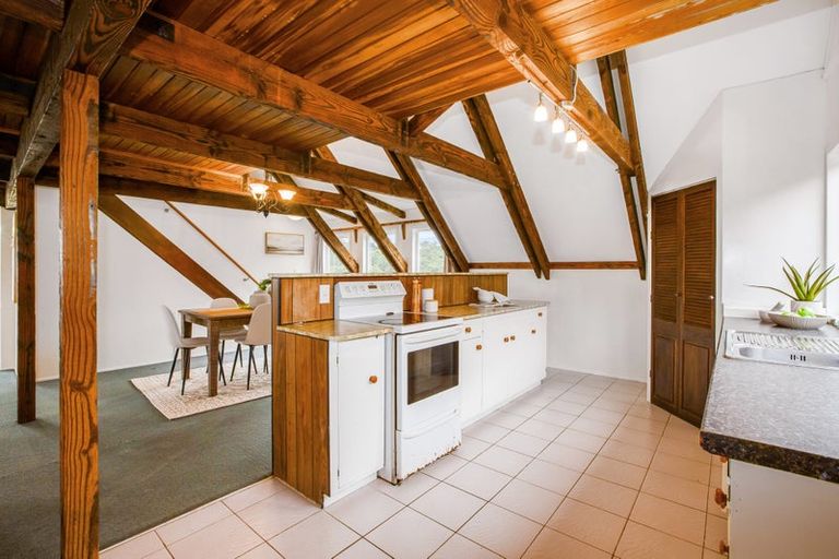 Photo of property in 26 Titiro Moana Road, Korokoro, Lower Hutt, 5012