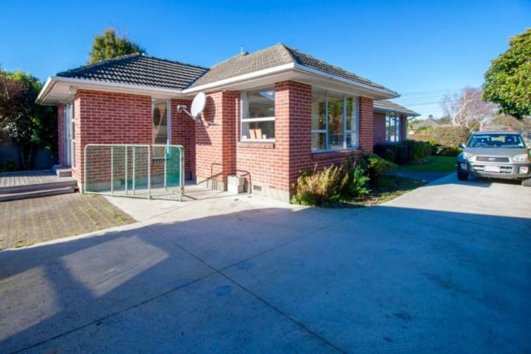 Photo of property in 24 Kendal Avenue, Burnside, Christchurch, 8053