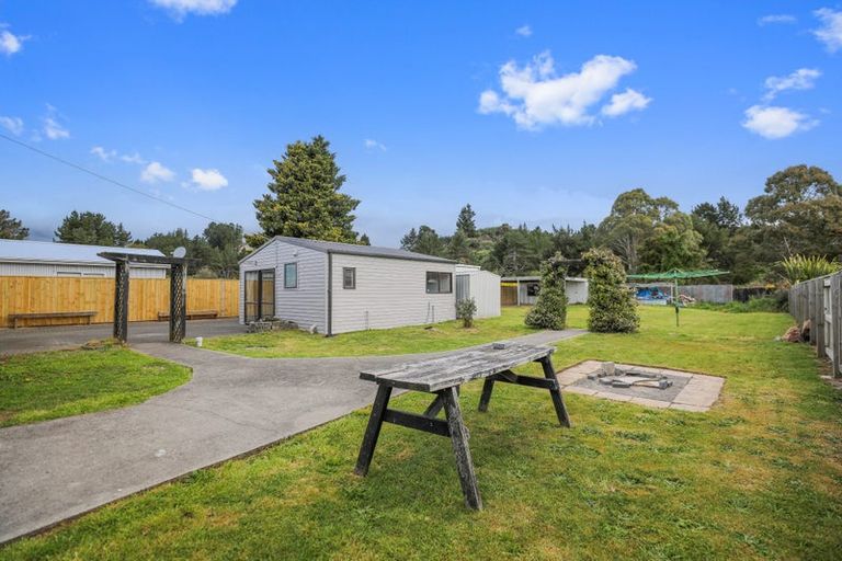 Photo of property in 16 Wairau Avenue, Waitahanui, Taupo, 3378