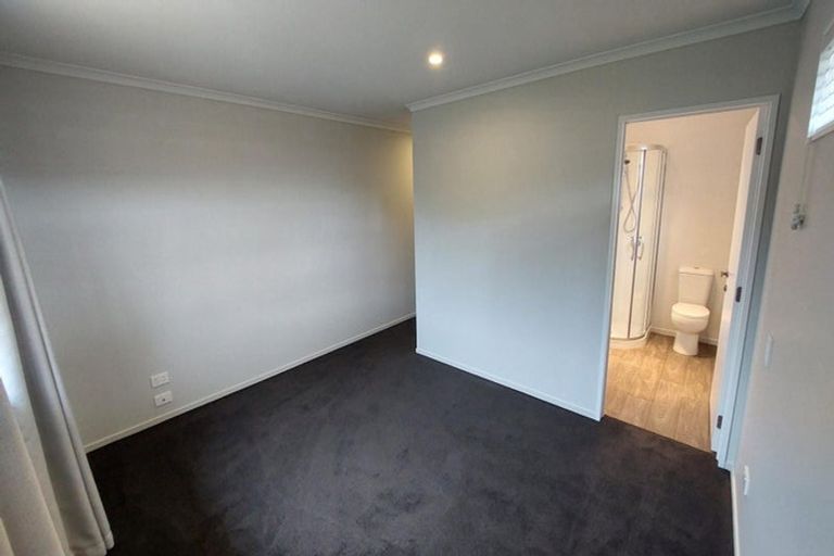 Photo of property in 9 Treedale Street, Belfast, 8051