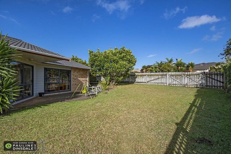 Photo of property in 1 Lochiel Place, Te Kamo, Whangarei, 0112
